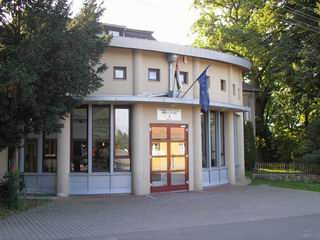 Szakközépiskola